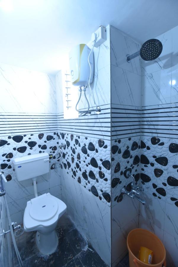 Hotel Sitara Inn Ratnāgiri Esterno foto