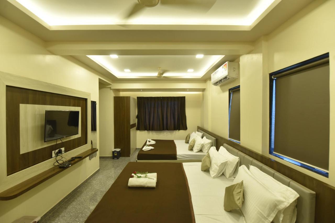 Hotel Sitara Inn Ratnāgiri Esterno foto