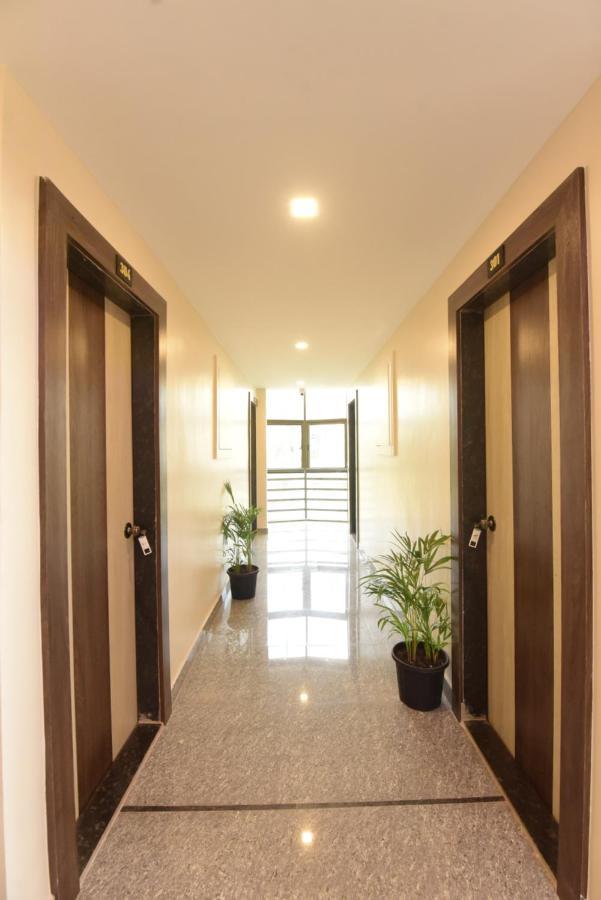 Hotel Sitara Inn Ratnāgiri Esterno foto